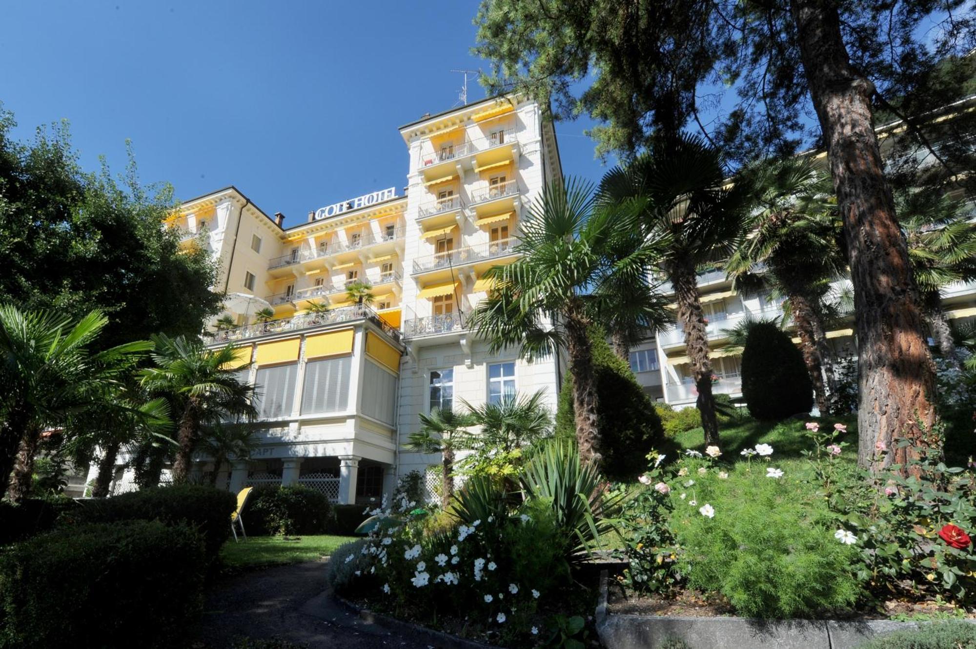 Golf Hotel Rene Capt Монтрьо Екстериор снимка